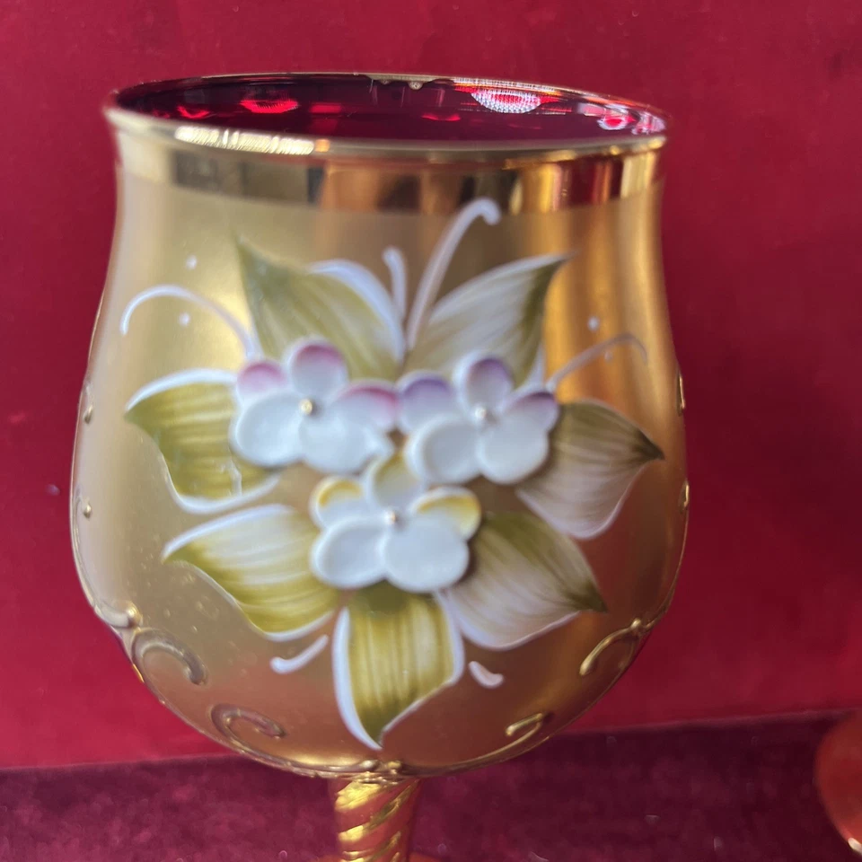 Juego de 5 copas de vino de cristal de Murano hoja de oro 24K - esmalte rojo Foto 3 de 4