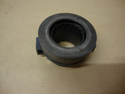 HD2044 Clutch Release Bearing  Fits Ford Capri & Cortina 1.6 OHC Eng.1972 - 1974