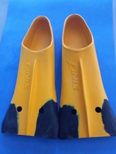 Finis Fins swimming Kids Z2 GOLD Size B Male 2 1/2-4, female 3 1/2- 5