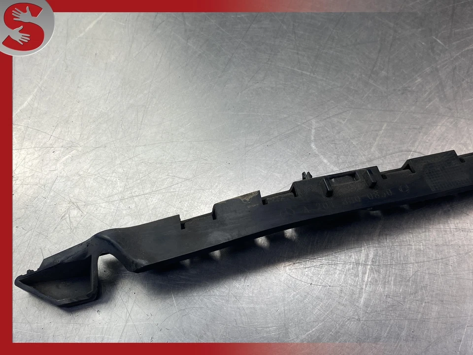 Mercedes-Benz C230 2008-2009 - Soporte de montaje de parachoques trasero derecho 2048800830 Foto 2 de 4