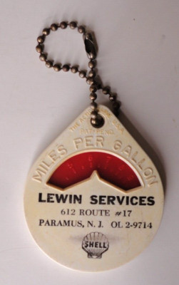 Shell Gas Station Miles Per Gallon  Keychain Lewin Paramus New Jersey Oil S17