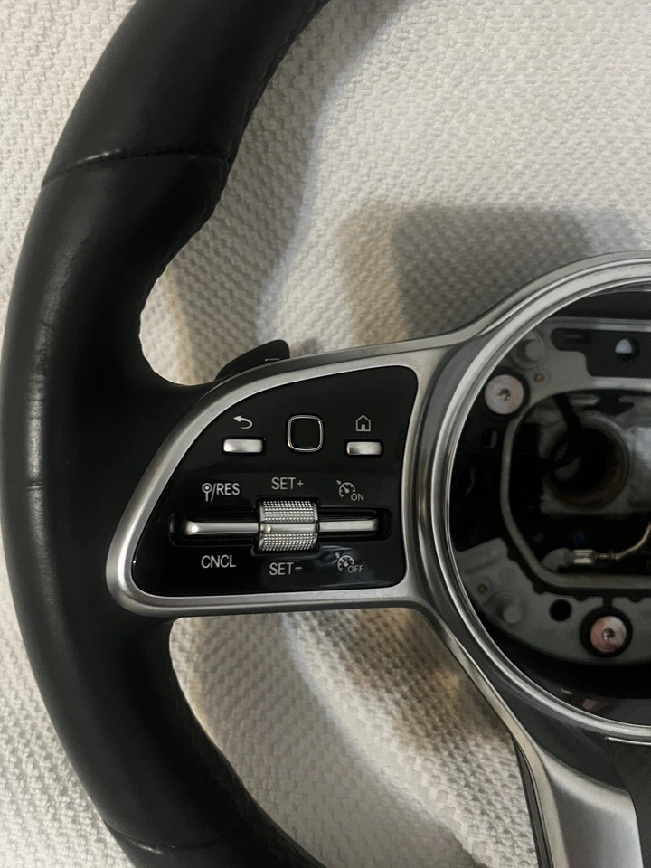 mercedes c300 steering - Image 2 of 4