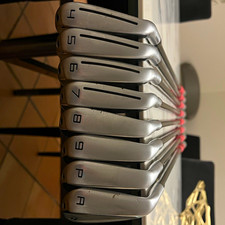 TaylorMade P790 RH Iron Set 4-9 P A Ventus 7-S Stiff Graphite