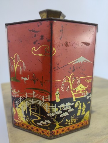 Vintage Peek Frean Biscuit Tin Tea Caddy Octagonal Tin with Oriental Design - Picture 2 of 11