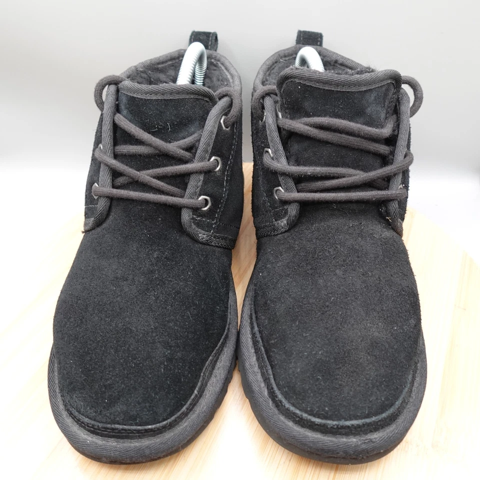 Botas UGG Chukka para Mujer 8 Negras Gamuza Piel de Oveja Con Cordones Boho Usadas en Excelente Condición Foto 2 de 4
