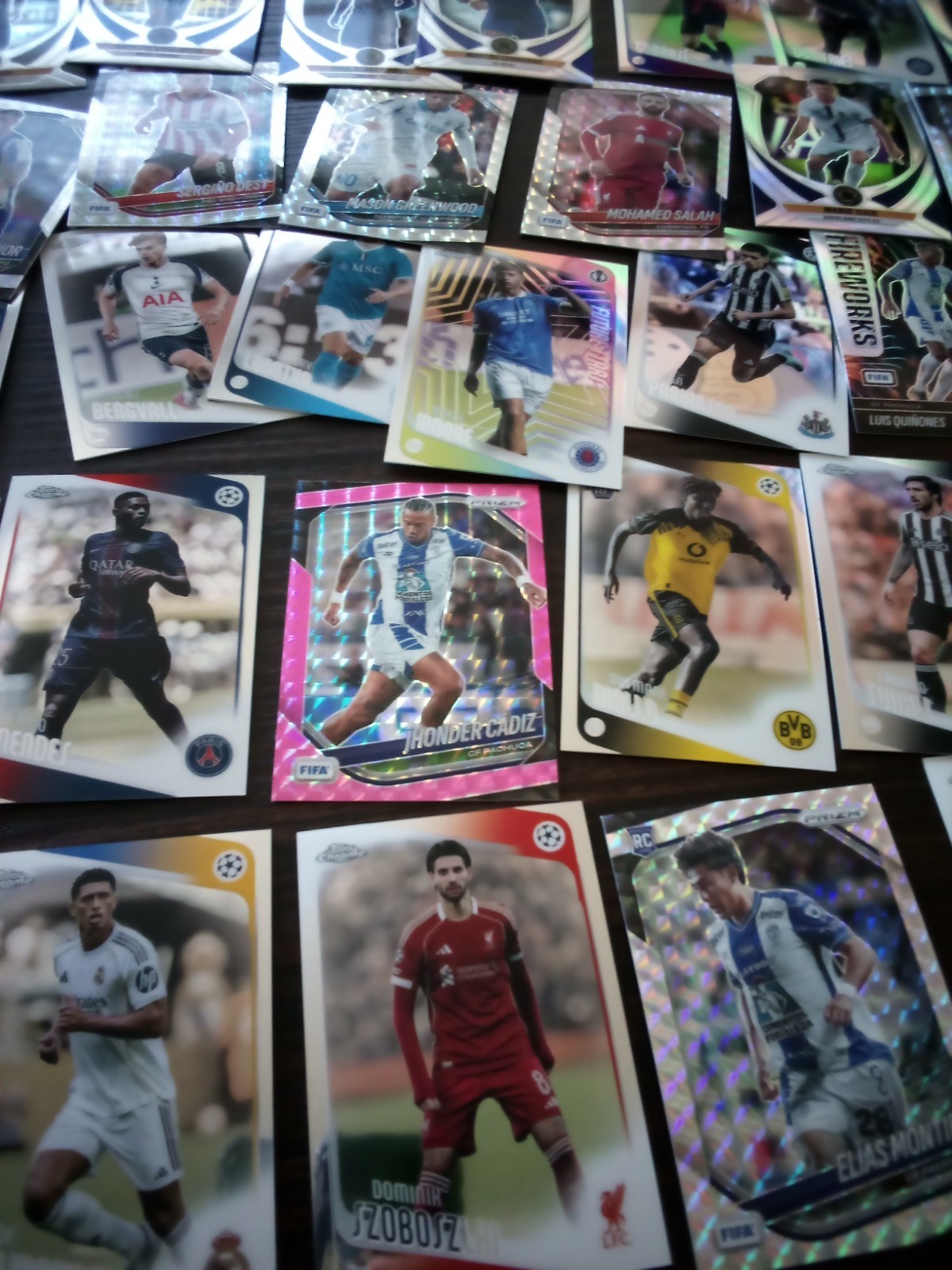 2026 Prizm Topps FIFA Lot.🔥 W Rookies And Silver Pulsar And Waves. view 16