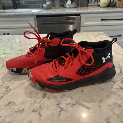 Under Armour Lockdown 5 Youth Size 7Y Red/Black  HUMBLE   HUNGRY  Outsole