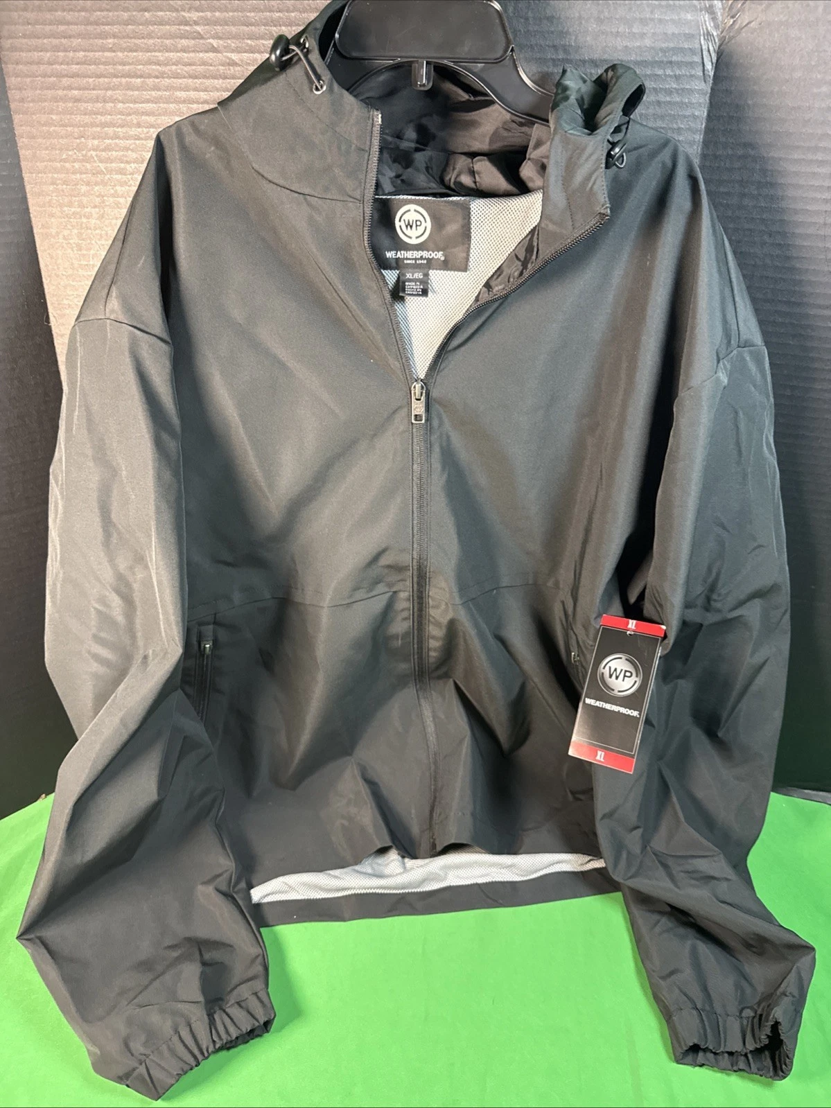 NWT WP Weatherproof Men's Rain Jacket Size XL Black - product detail image 5