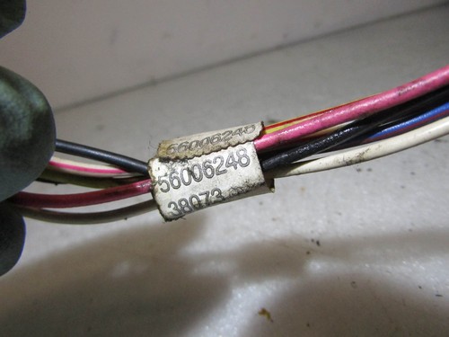 Interruptor de luz de freno prefacelift Jeep Cherokee XJ 56006248 - Imagen 4 de 7