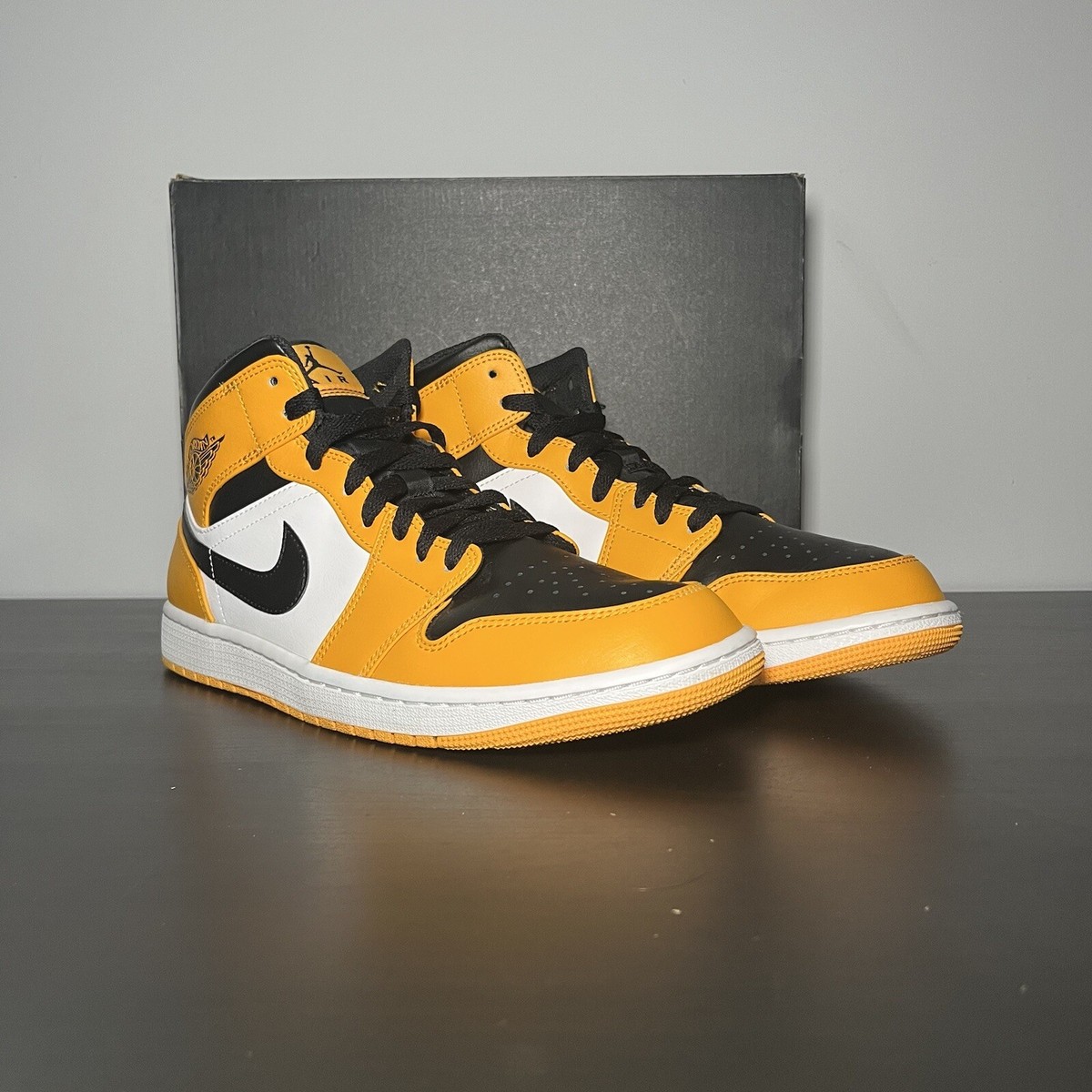 Size 11 - Jordan 1 Mid Taxi 2022 | eBay