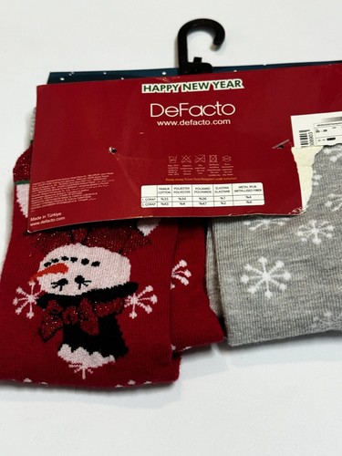 2 Pairs Of Christmas Socks Girls Shoe Size 3-6 Metallic Penguins Snow 2 Pairs - Picture 2 of 3