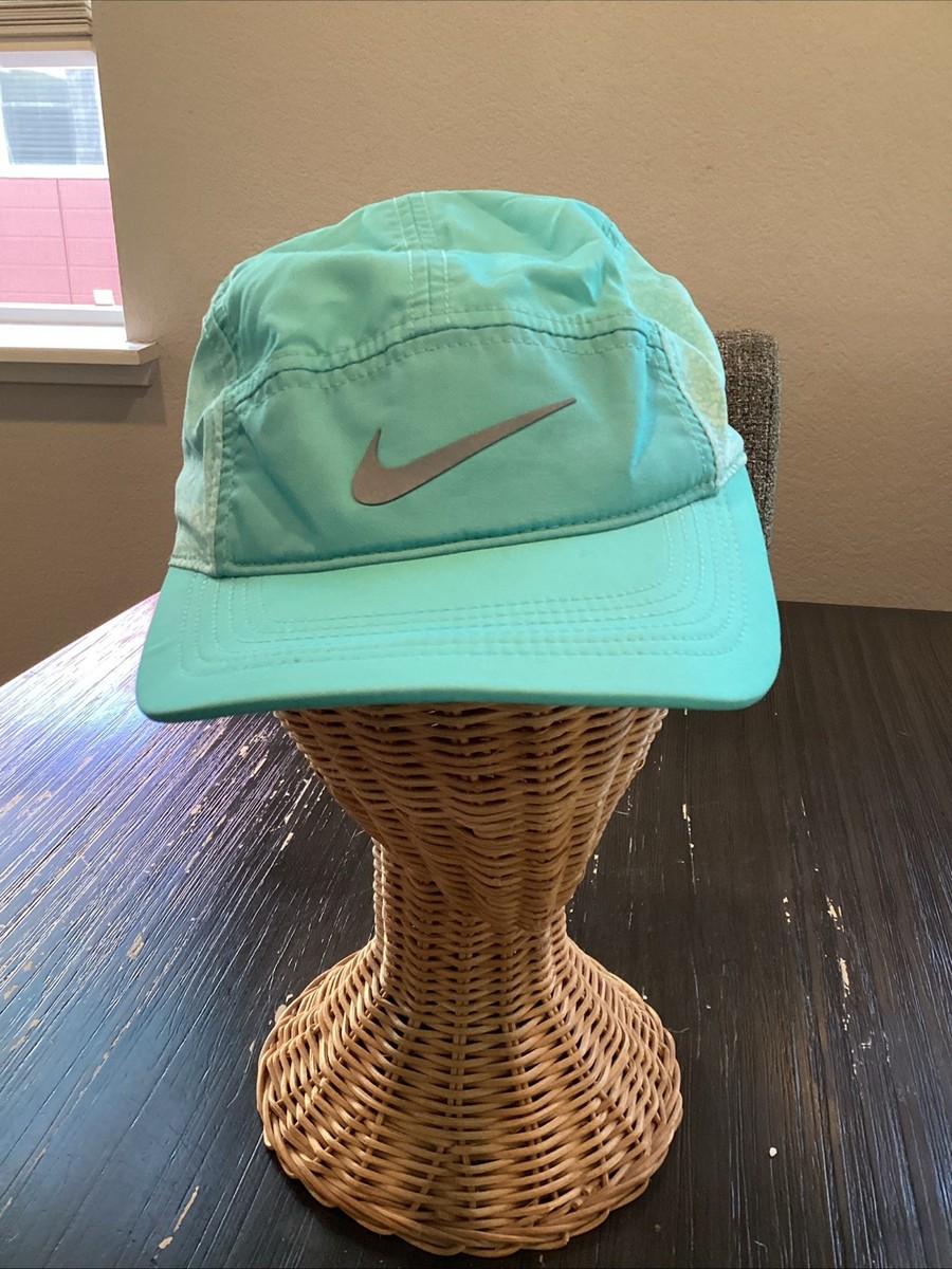 【NIKE】BTC Featherlight Running Cap Nike Hat Cap Strap Back Featherlight AW84 Dri Fit Panel Golf