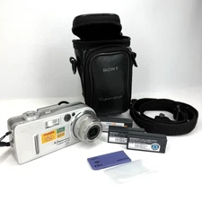 Sony Cyber-Shot DSC-P7 3.2MP Digital Camera Silver Crack In Screen Needs Charger