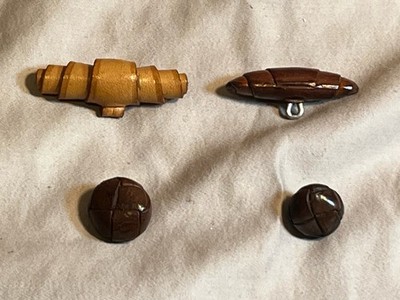 Lot # 1 Of 4 Leather Buttons-2 Frogs & 2 Woven All Brown