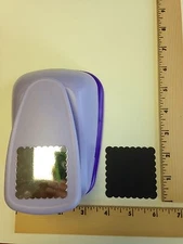 Marvy Uchida Giga Punch - Scalloped Square - LVGCP69 - NEW