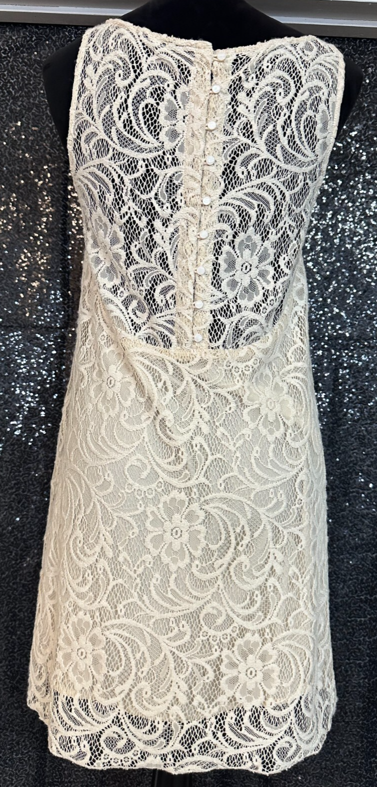 Picture 4 of 6