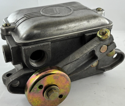 #ad NEW HLLA 2 W A102 302347 ARM JOSLYN CLARK HEAVY DUTY LIMIT SWITCH NO BOX $670.00