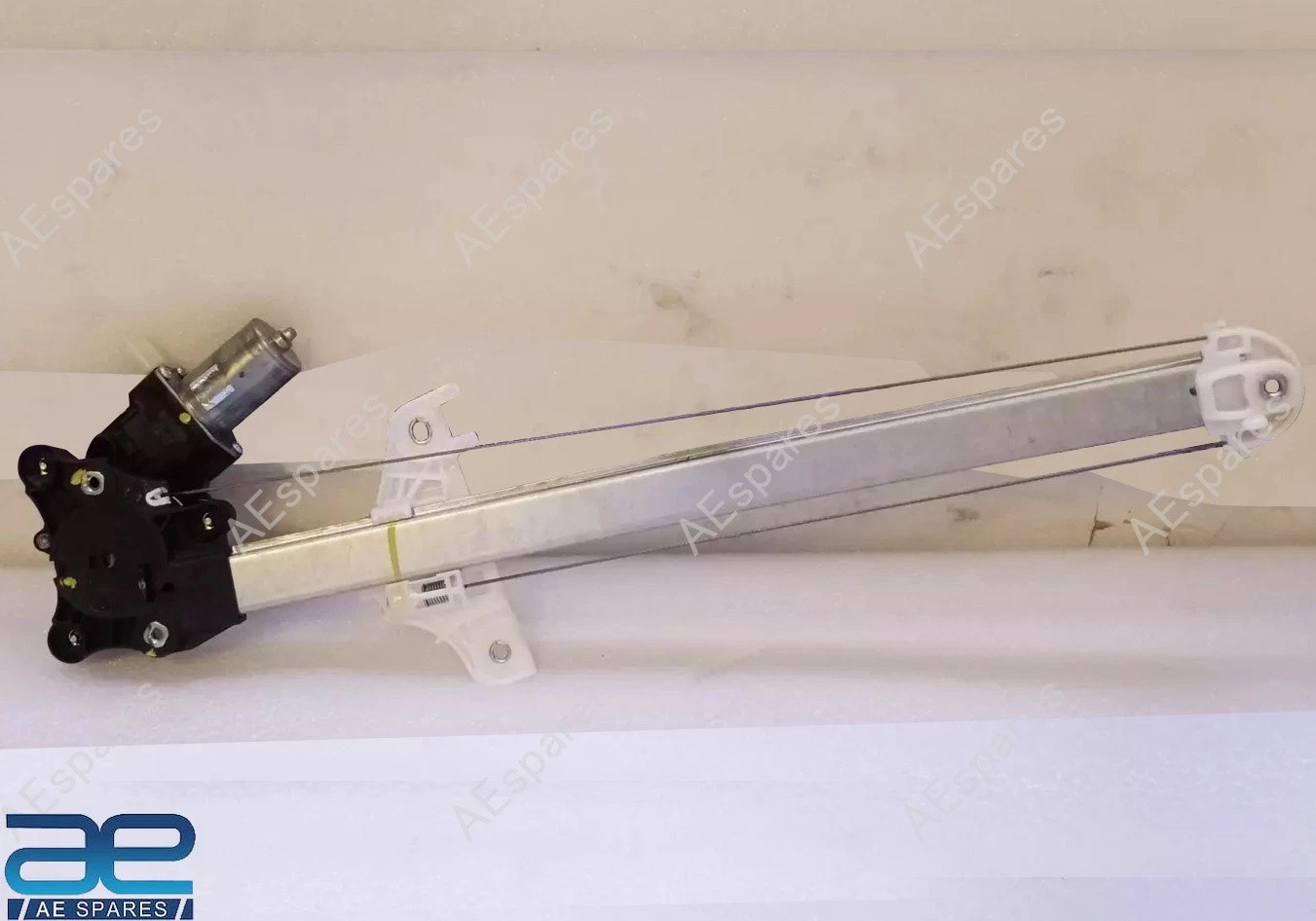 Rear Door Window Regulator RH For Suzuki Baleno 2015-2022 Baleno RS 2016-2019 view 2