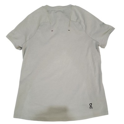 On Cloud Run On Clouds Women's Focus-T Shirt In Sage Green Sz M