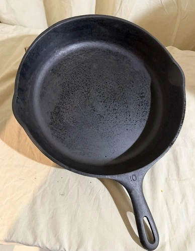 Vintage Griswold Cast Iron Skillet No 10 Small Block Logo 11 3/4 Made In USA