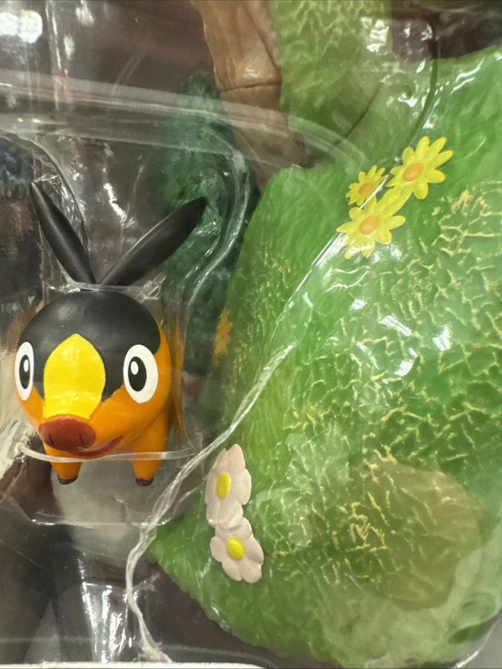 Pokemon Select Series 7 - Environment Pack Flowery Farmland - Tepig & Tandemaus - Image 3 of 4