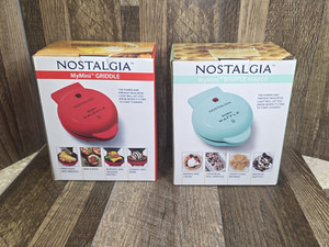 Nostalgia MyMini Standard Waffle Maker Aqua Non-Stick Indicator Light 350W