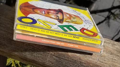 2 VINTAGE CDs DEVO ARE WE NOT MEN ? WE ARE DEVO TURNING POINT 1988-1991 - Picture 12 of 19