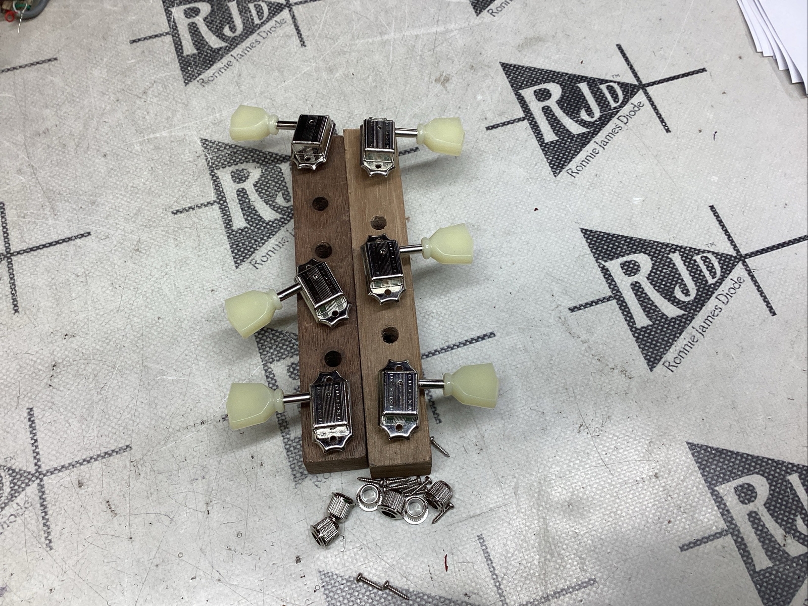 Epiphone Deluxe Tuners Tuning Keys Pegs Heads Nickel Tulip Keystone 3