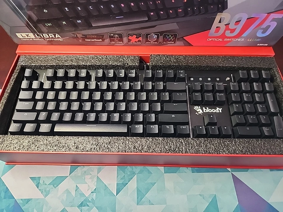 Bloody Gaming B975 Light Strike Optical Gaming Computer Keyboard w Accent Keys - Image 3 of 4