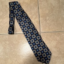 Paolo Gucci 100 Silk Tie Made In Italy Navy  Light Blue Geometric Design