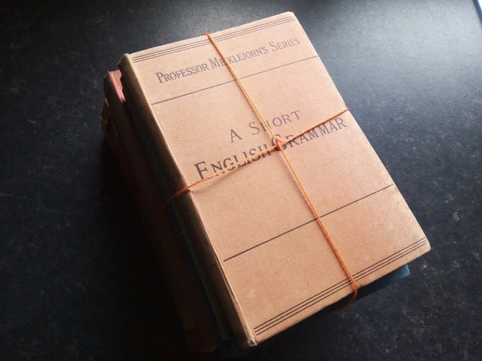 6 Vintage Language Books job bundle g-VG Harrap's Art of Versification Words etc - Image 2 of 2