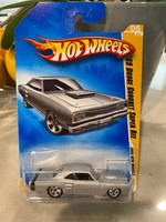 Hot Wheels 2008 New Models #5 5/40 ‘69 Dodge Coronet Super BEE Silber