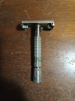 Vintage E-1  1959 Gillette Double Edge Safety Razor