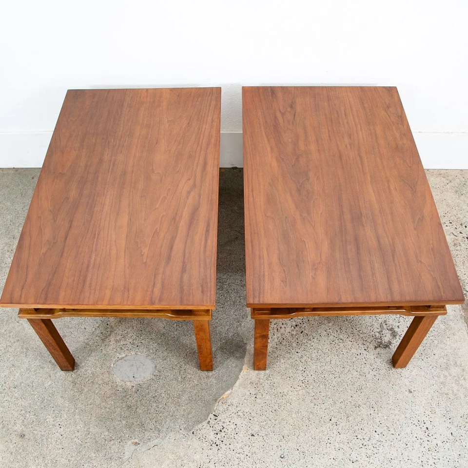 Mesitas de noche rectangulares personalizadas de nogal modernas de mediados de siglo vintage Foto 2 de 4