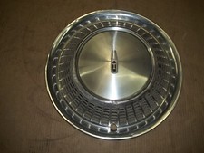 1973 73 Oldsmobile Toronado Hubcap Rim Wheel Cover Hub Cap 15 Oem Used 4037