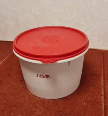 保存容器・ケース Tupperware 7 Circle Container Vintage Tupperware Round Container | eBay UK