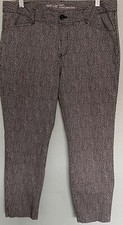 Women  s Khakis By Gap Slim City Black  White Ankle Tapered Leg Pockets Sz 12R