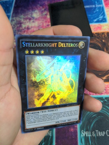 Yu-Gi-Oh! Stellarknight Delteros DUEA-EN053 1a Edición Fantasma Raro Casi Nuevo - Imagen 3 de 6