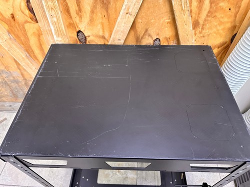 Middle Atlantic 14 RU Slim 5 Series 19-1/8" Rack Ancho, 26" Profundo 14 Espacio - Imagen 10 de 10
