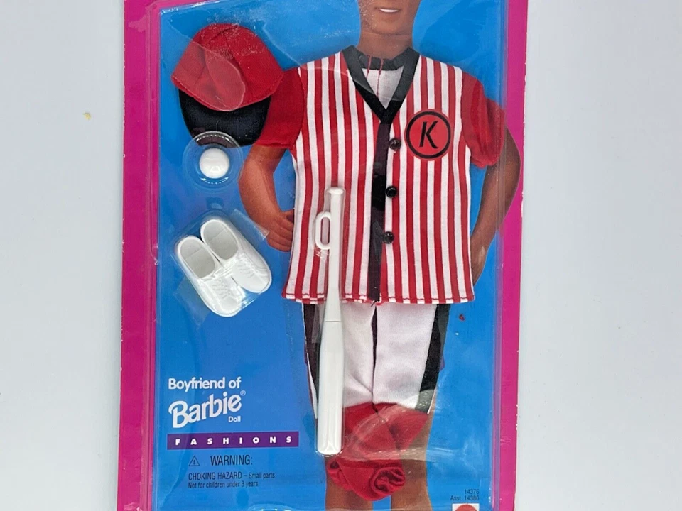 1995 MATTEL KEN-Boyfriend of Barbie-Baseball Uniform New in Package - Image 3 of 4