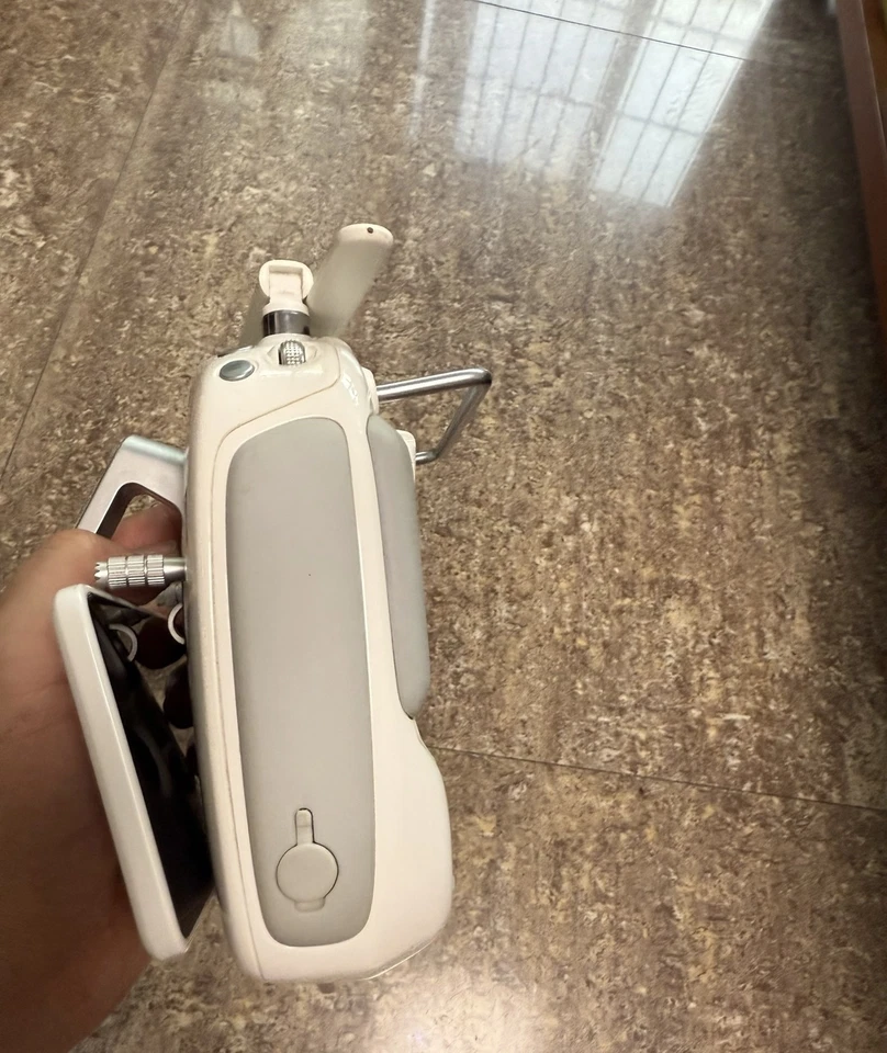 DJI Phantom 4/4 Advanced/4 Pro+ Plus Transmitter Remote Controller - GL300E - Image 2 of 4