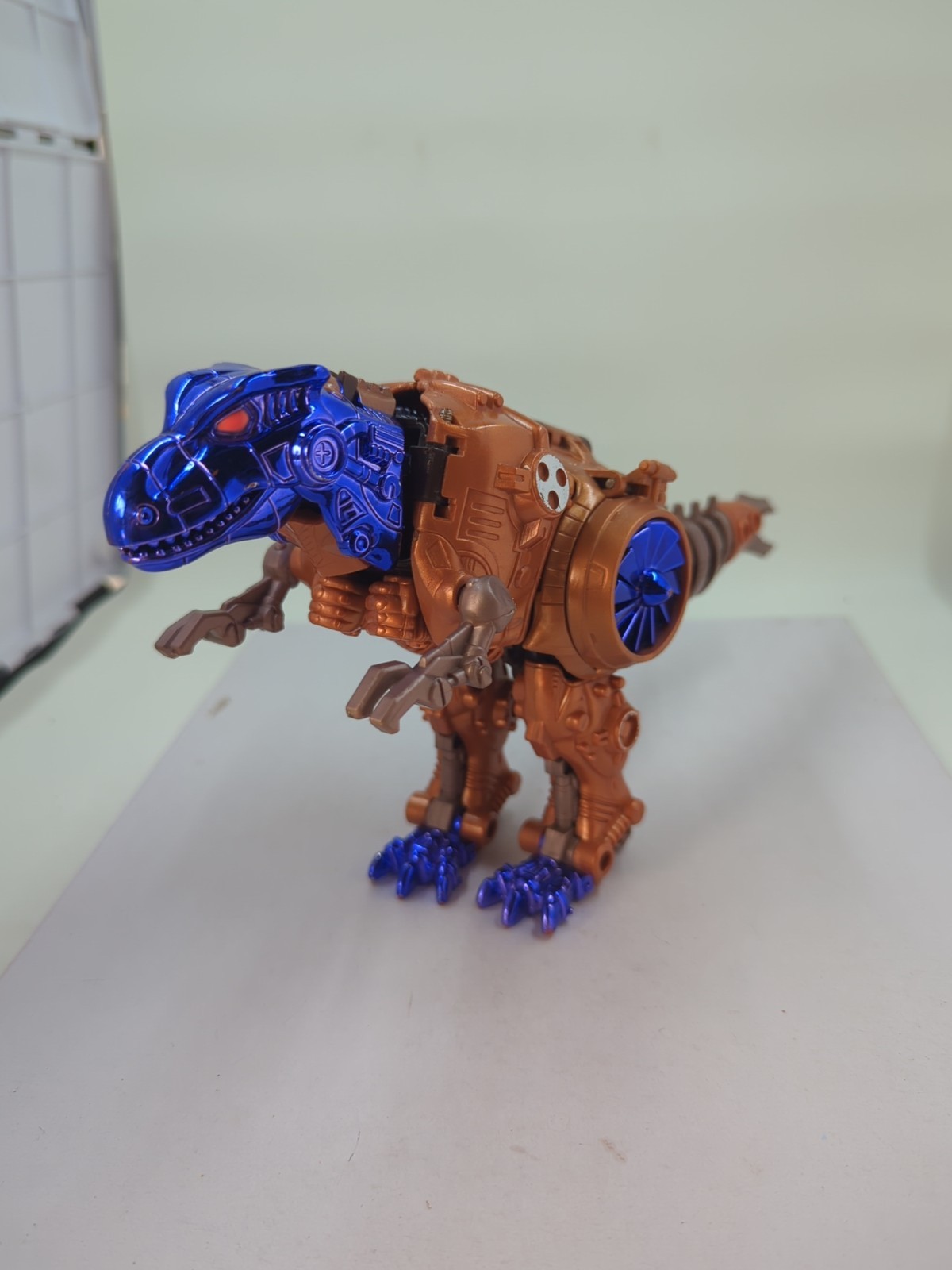 Picture 1 of 2