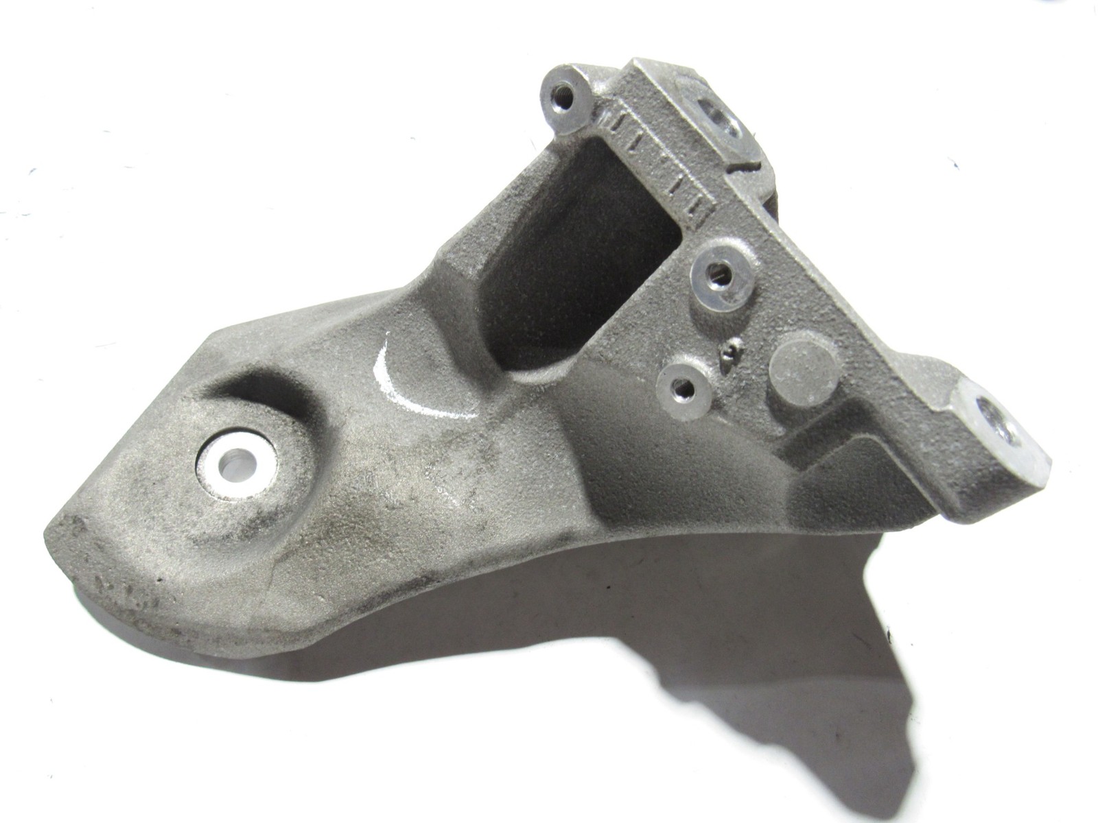 Bentley Continental GT 2011-2018 Left Engine mount