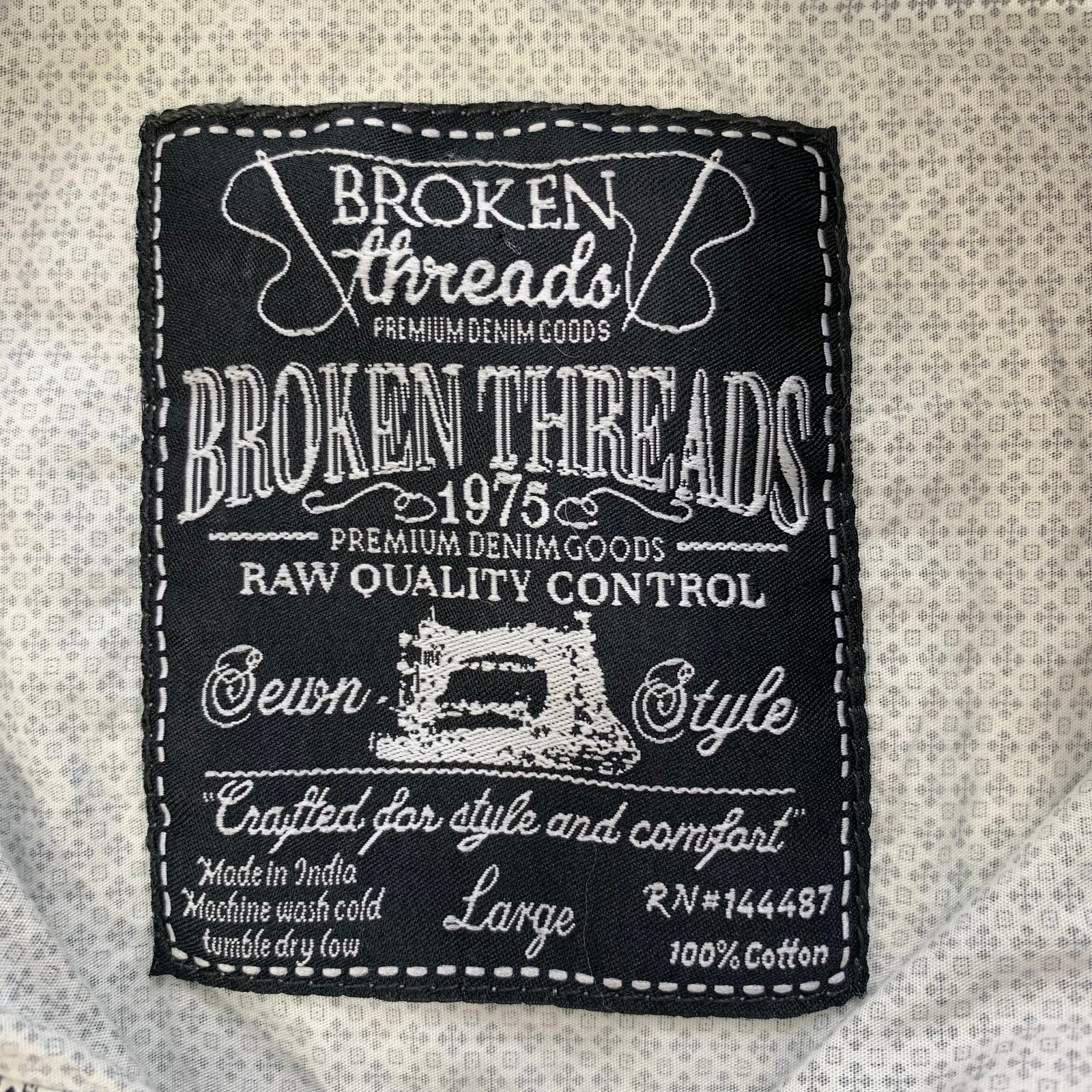 Broken Threads Casual Button Down Short Sleeve Co… - image 4