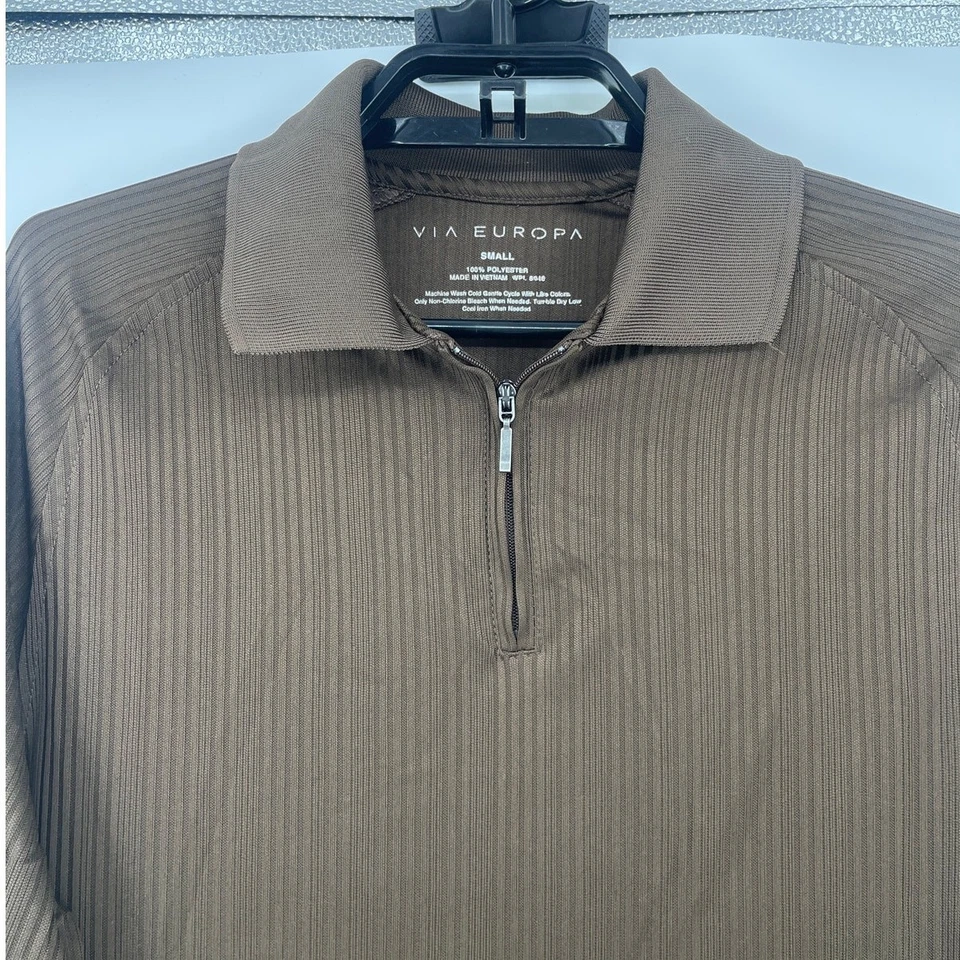 Polo acanalado Via Europa oliva 1/4 cremallera para hombre talla S Y2K discoteca retro estándar preppy Foto 2 de 4