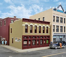 Walthers-Trainline Midtown Hardware Assembled - Model Railroad Building - HO