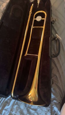 YSL-200AD Gold Trombone- USED GOOD CONDITION