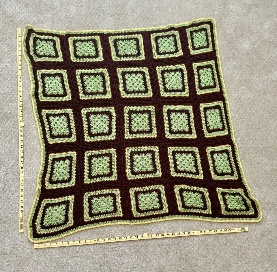 "Manta de hilo cuadrada de abuela marrón y verde hecha a mano de ganchillo 40"" X 40""" Foto 3 de 3
