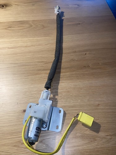 VW Phaeton 3D Gurtversteller Höhenversteller Sicherheitsgurt VR Oder VL