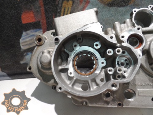 2002 KTM MXC 400 LEFT ENGINE CASE 02 MXC400 - Bild 9 von 11